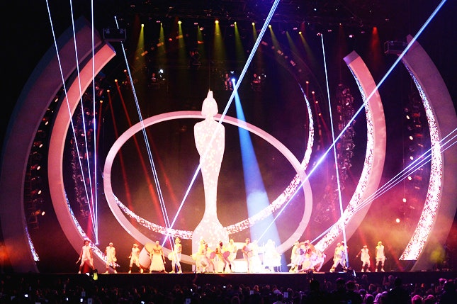 Избранные моменты BRIT Awards 2014 шоу и победители