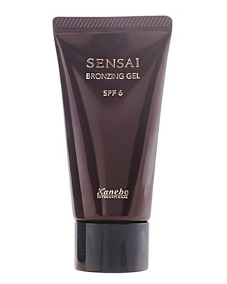 Гель с эффектом загара Bronzing Gel SPF 6 Sensai 1550 руб.