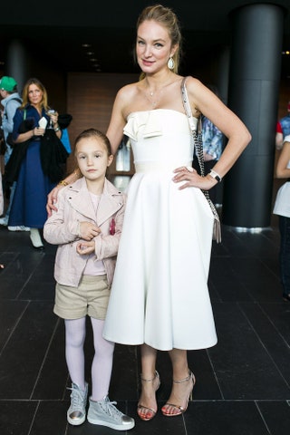 Алена Пенева с дочкой