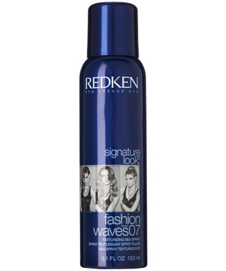 Redken текстурирующий спрей Fashion Waves 1150 руб. Хорошо акцентирует отдельные пряди.