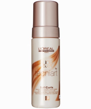 LOral Professionnel мусс для создания кудрей Nude Touch Soft Curls by Tecniart 1000 руб. Поможет добиться мягких кудрей...