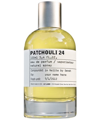 Le Labo Patchouli 24 . Довольно тяжелый и понастоящему магический.