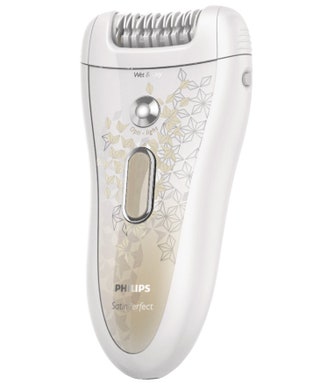 Эпилятор Philips  HP6581  . Позволяет безболезненно сделать кожу гладкой. Большой плюс  яркая  подсветка благодаря ей не...