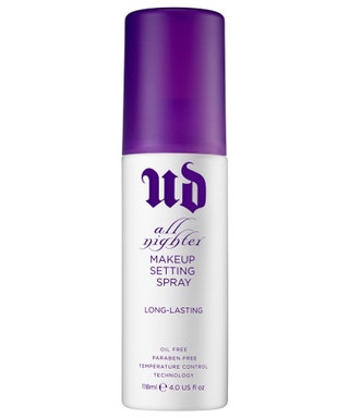 Спрей для фиксации макияжа Urban Decay All Nighter . Не только фиксирует косметику на лице но и обладает...