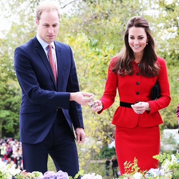Красна девица: Кейт Миддлтон и принц Уильям в новозеландском ботаническом саду