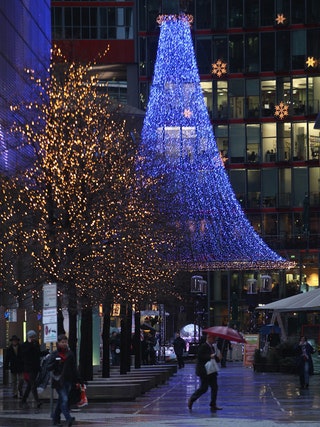 Берлин готовится к Рождеству .