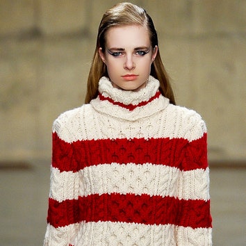 Гид по вязаным свитерам: 55 моделей с подиума в модных магазинах