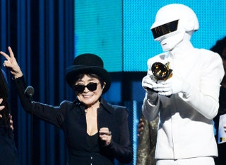 Йоко Оно и Daft Punk