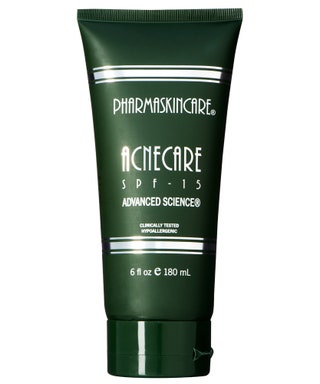 Pharmaskincare солнцезащитный крем Acnecare SPF 15 2800 руб.