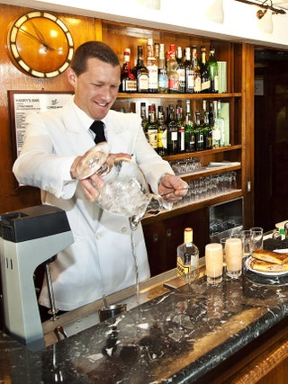 Harryrsquos Bar  где был придуман коктейль беллини — идеальное место для preparty