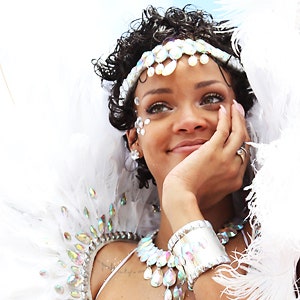Рианна на карнавале на Барбадосе