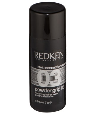 Redken матирующая пудра Powder Grip 03 1100 руб. Средство не только создает на волосах модный матовый эффект но и не...