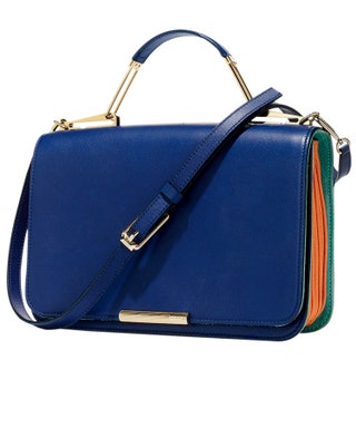 Найти  практичную и не банальную сумку  на каждый день. Emilio Pucci кожаная  сумка Newton  72 000 руб.