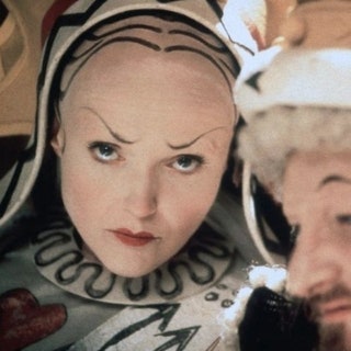 Королева Червей в фильме «Алиса в Стране чудес» 1999. Миранда Ричардсон сыграла Королеву Червей в экранизации 1999 года....