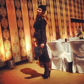Жакет и юбка все Christian Dior лодочки Dolce  Gabbana шляпка Eugenia Kim клатч Tods