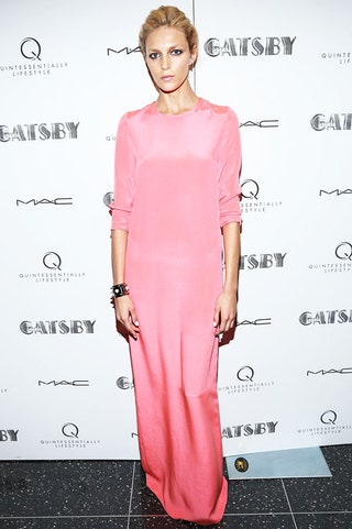 Аня Рубик в Stella McCartney
