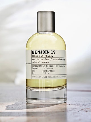 Le Labo City Exclusive Moscow Benjoin 19. 50 мл ориентировочная цена  20 000 руб. 100 мл ориентировочная цена  30 000 руб.