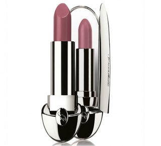 Помада Rouge G  из коллекции «Сияние жемчуга» Guerlain. 1970 руб.