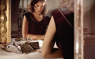 Летиция Каста в рекламной кампании Louis Vuitton осеньзима 20082009