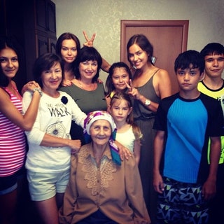 irinashayk — Ирина Шейк с семьей