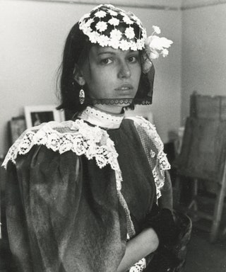 Ирина  модель на дипломном показе костюмов в Ростовском училище искусств 1987 год.