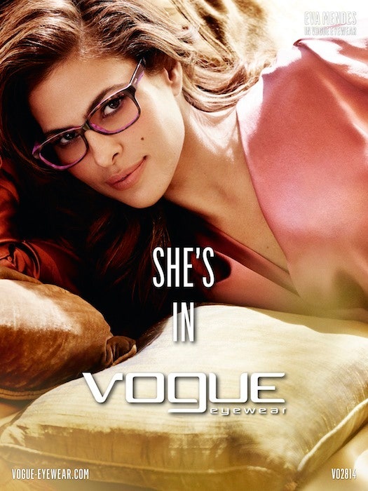 Ева Мендес — лицо рекламной кампании Vogue Eyewear