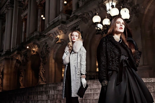 Dior представляет новую коллекцию в оперном театре