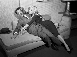 Кадр из фильма laquoДжентльмены предпочитают блондинокraquo 1953 год