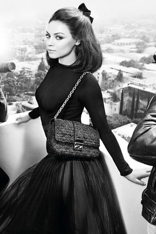2012 реклама Dior. Allure «Вы оставили сумку себе» Кунис «Да. Я везунчик врать не стану. Не знаю как я достигла всего...