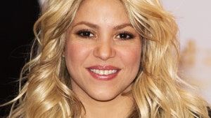 Шакира презентовала аромат S by Shakira