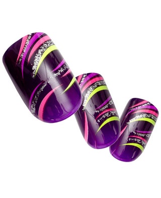 Твердый лак PressOn Manicure ­«Огни НьюЙорка» 570 руб. Kiss Broadway