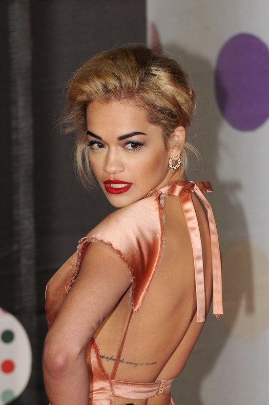 Brit Awards 2013 красная дорожка