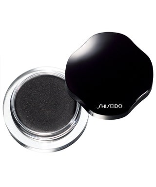 Shiseido кремовые тени для век Shimmering Cream Eye Color Caviar 1210 руб.