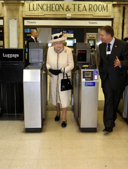 Кейт Миддлтон празднует 150летие лондонского метро