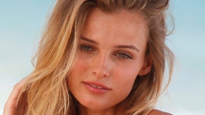 Эдита Вилкевичуте для Victoria's Secret