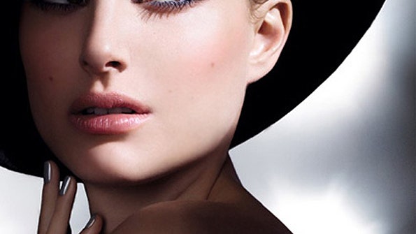 Натали Портман в рекламе теней Dior