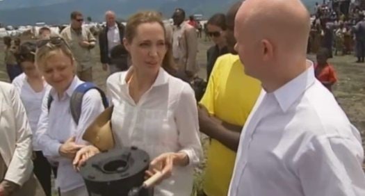Анджелина Джоли побывала в Конго