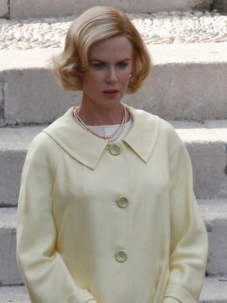 Николь Кидман на съемках фильма quotПринцесса из Монакоquot 10 октября. Ради новой роли Николь появилась на съемках с каре.
