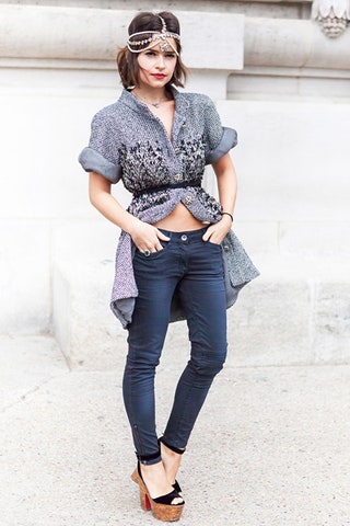 2012 платьепальто. Этот твидовый жакет Chanel украшение из коллекции Chanel ParisBombay и джинсы Maje я надела на показ...