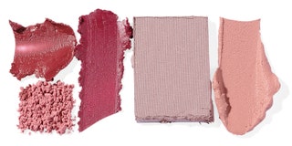 Макияж в лиловых тонах. 1. Помада Dior Addict Daring Dior.  2. Румяна Secret Bare Minerals.  3. Помада Charles de Mills...