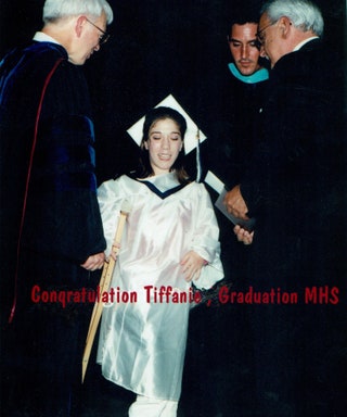 На церемонии вручения школьного аттестата 1999.