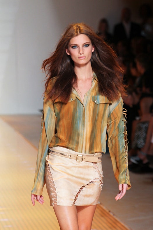 Versace весна 2013
