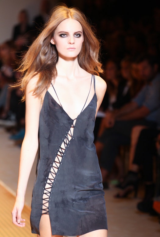 Versace весна 2013