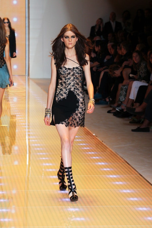 Versace весна 2013
