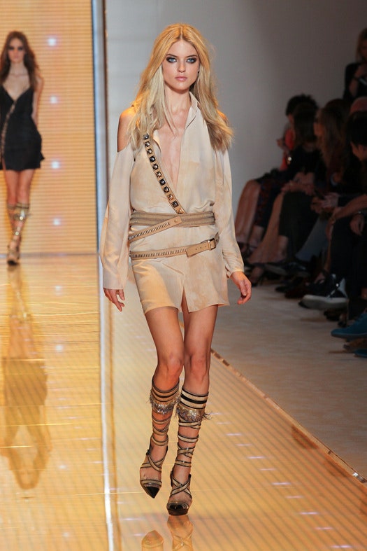 Versace весна 2013