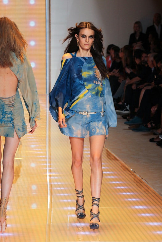 Versace весна 2013