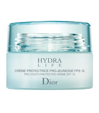 Увлажняющий защитный крем с экстрактом мальвы ProYouth Hydra Life SPF 15 2705 руб. Dior