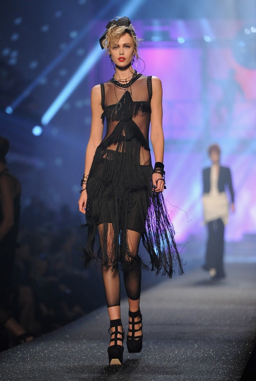 Неделя моды в Париже Christian Dior JeanPaul Gaultier Vivienne Westwood