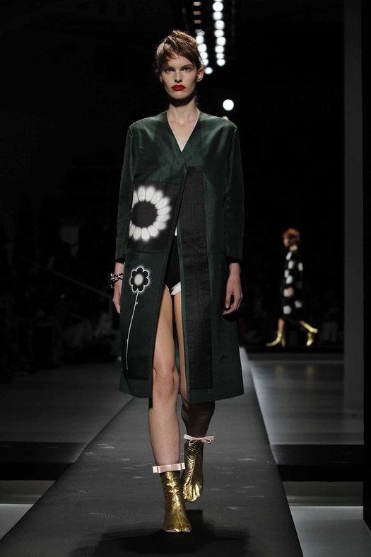 Prada весна 2013