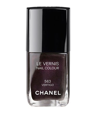 Осенняя коллекция макияжа Chanel. Лак для ногтей Le Vernis оттенок 563 Vertigo